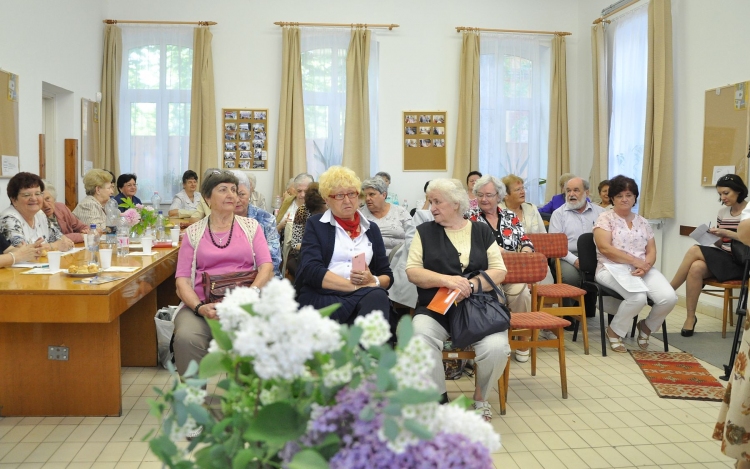 Értékelés, tanácskozás és tervezés az Alba Regia Nyugdíjas Egyesület küldöttgyűlésén