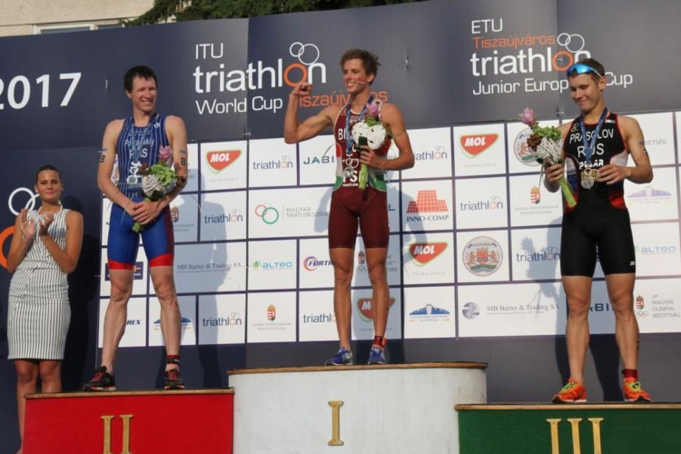 Bicsák Bence világkupát nyert Tiszaújvárosban