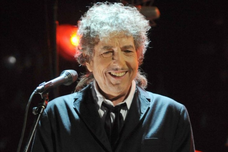 Százezer dollárért kelt el Bob Dylan hotelszobájának ajtaja