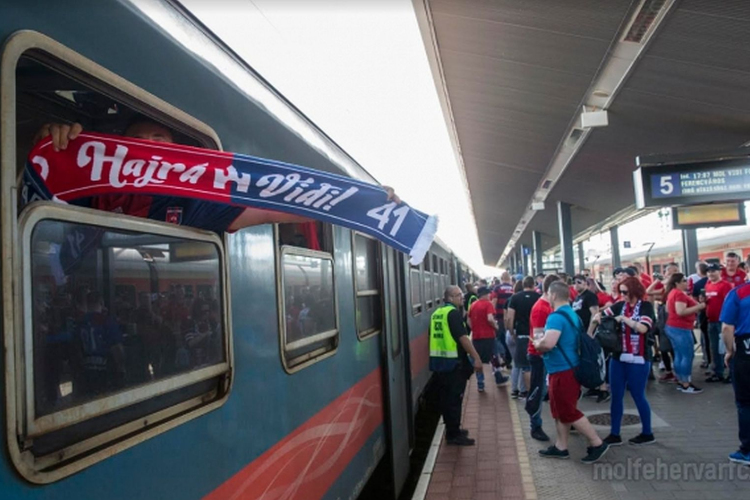 Különvonat indul a szombati Ferencváros-MOL Fehérvár FC rangadóra