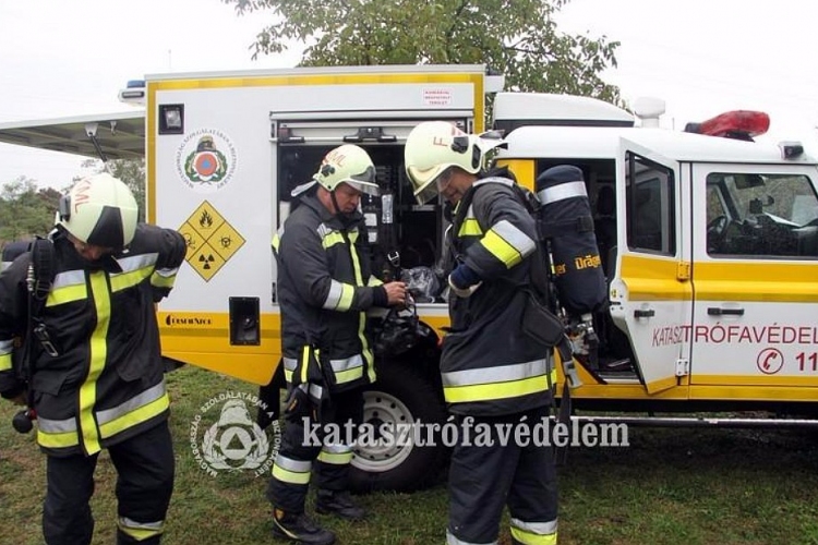 A mobil laborok munkatársainak speciális gyakorlata volt Kisfaludon