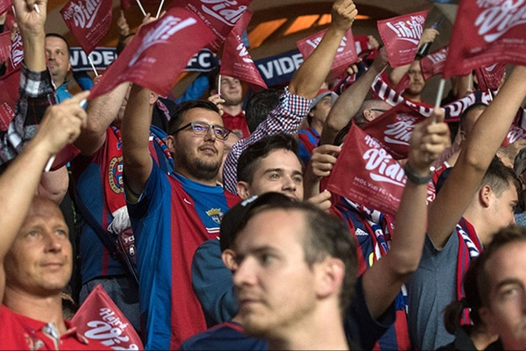 Fehérváron és Pesten is lehet belépőt venni - különvonat is indul a Vidi-AEK mérkőzésre