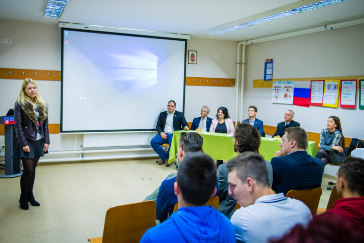 Felsőoktatási Roadshow – a duális képzésről is hallhattak a széchenyis diákok