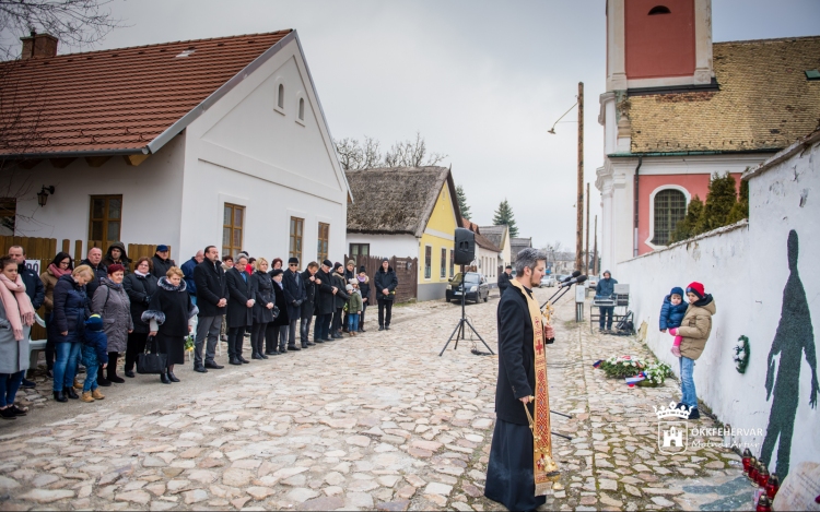 Koszorúzással és gyászmisével emlékeztek  a Rác utcai II. világháborús mártírokra